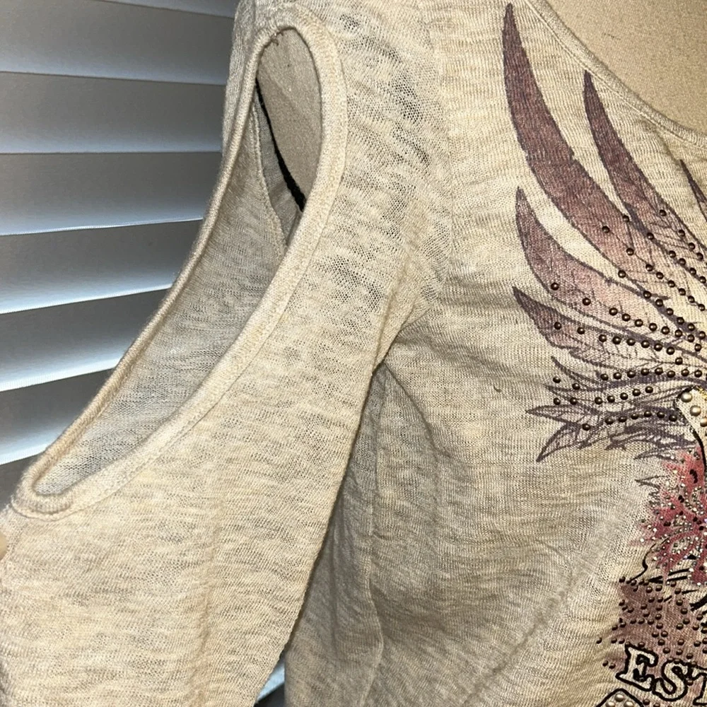 Harley-Davidson Cream and Pink Embellished Cold-Shoulder Top - Picture 4 of 8